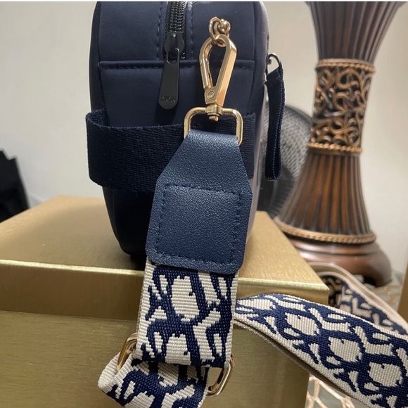 Dior - Picture 4 of 15